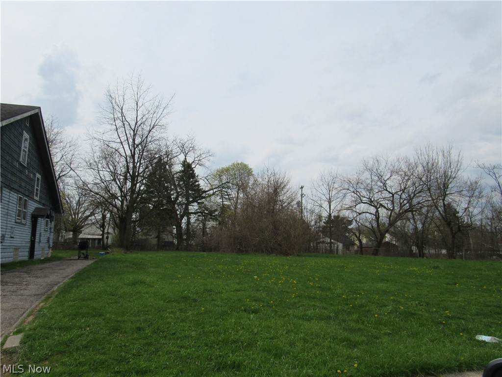 12212 Craven Avenue - Photo 1
