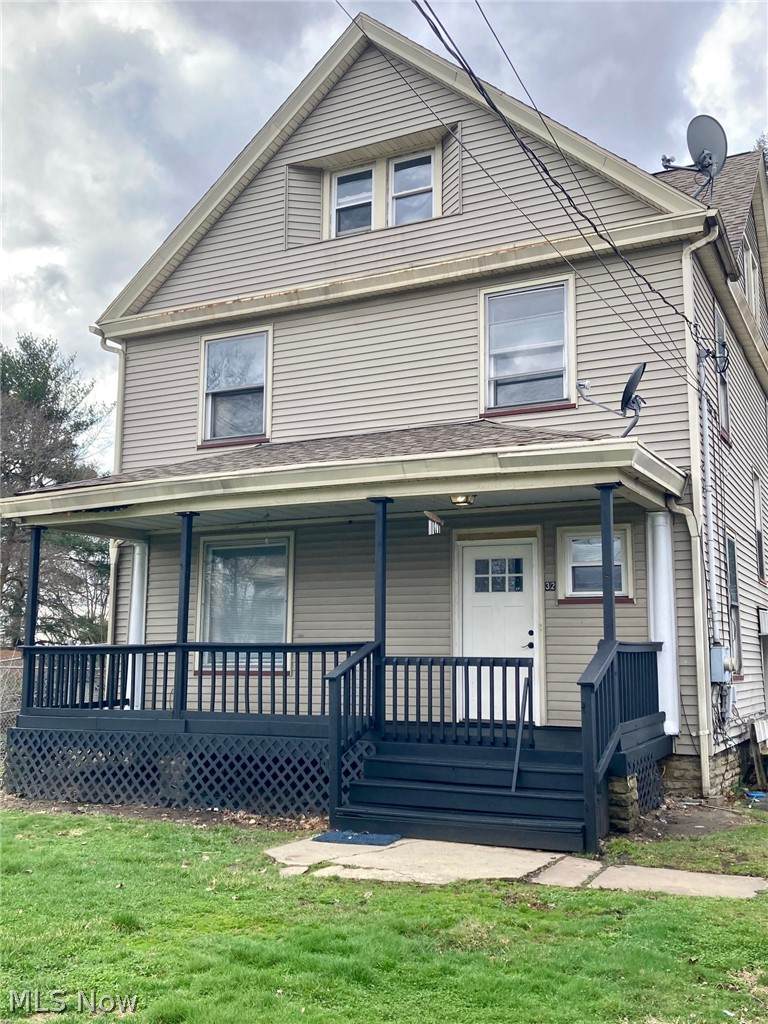 32 Summit Avenue - Photo 1