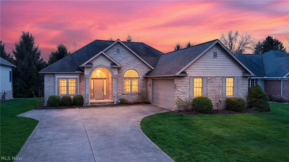 734 Homestead Pointe Drive - Photo 1