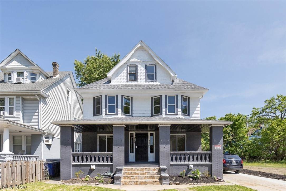 9807 Parkgate Avenue - Photo 1