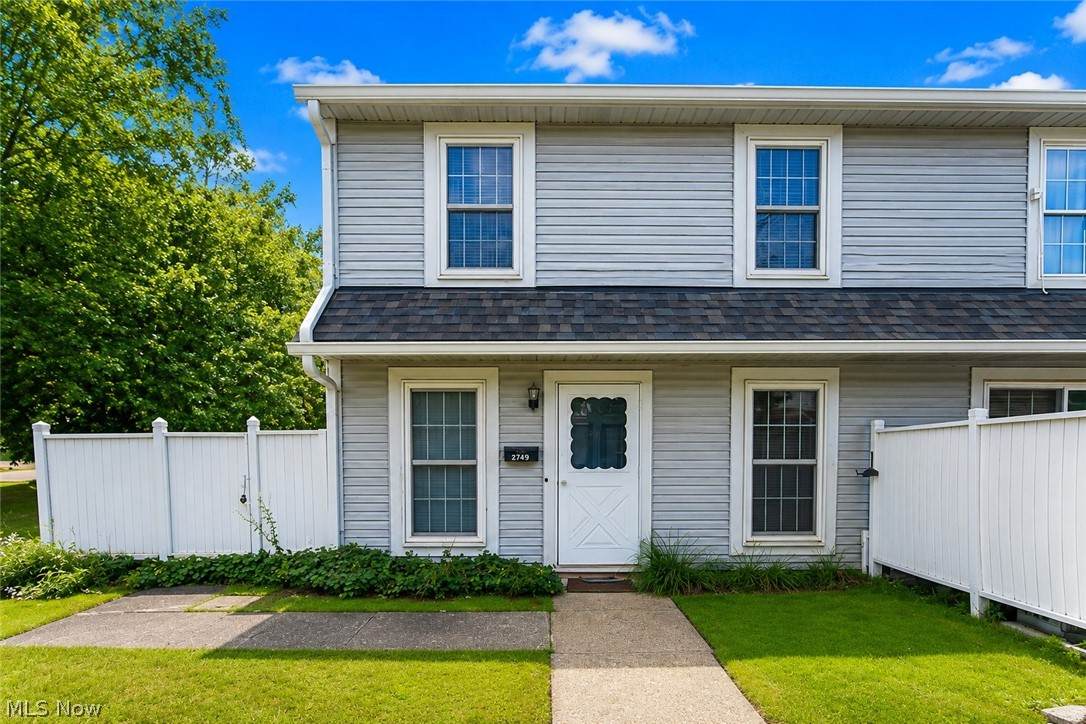 20325 Williamsburg Court - Photo 1