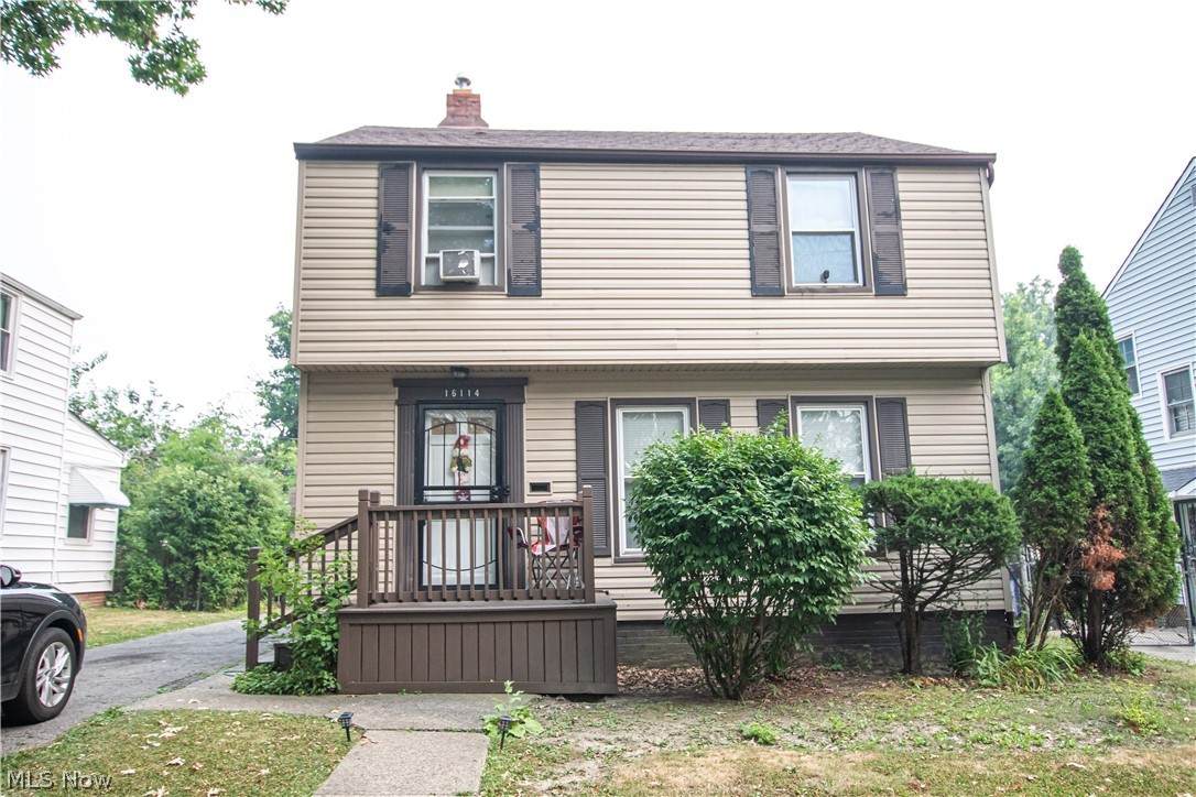 16114 Delrey Avenue - Photo 1