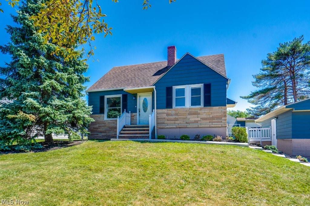 325 Evelyn Avenue - Photo 1