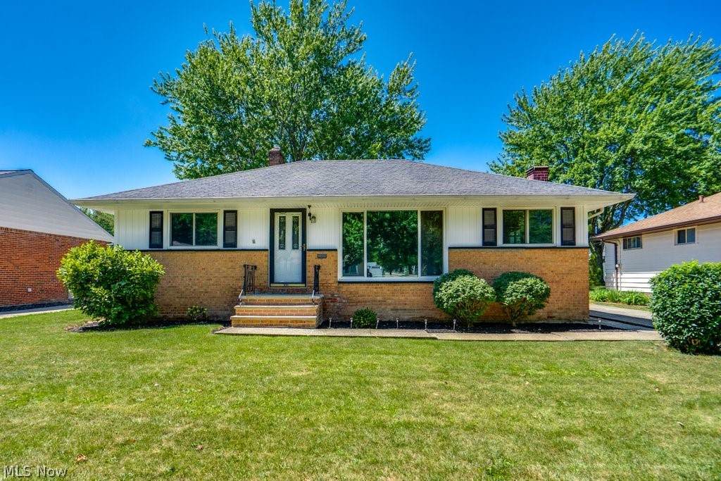 6982 Maplewood Road - Photo 1
