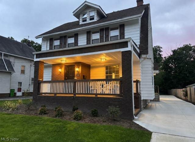 1720 Beaconwood - Photo 1