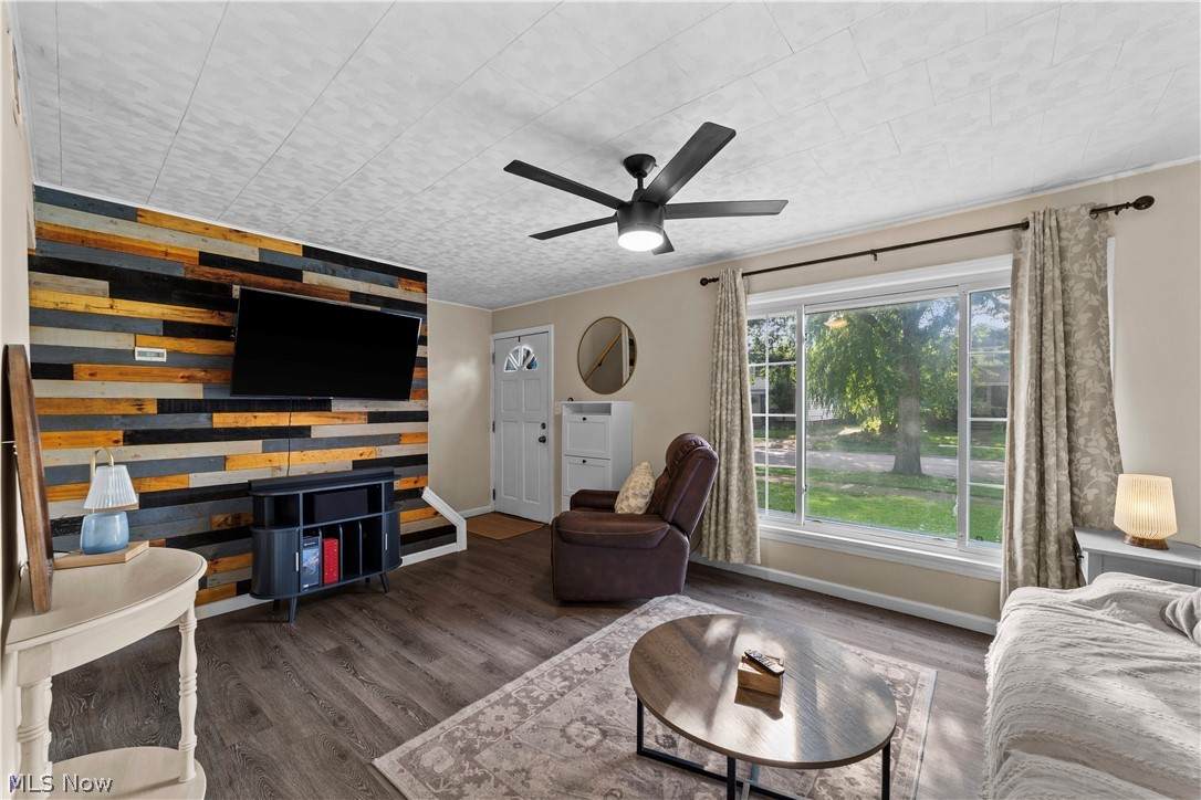 https://bt-photos.global.ssl.fastly.net/normls/orig_boomver_2_5241252-2.jpg