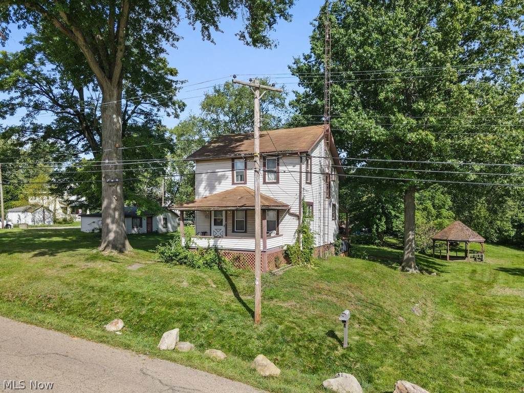 328 Keystone Street - Photo 1