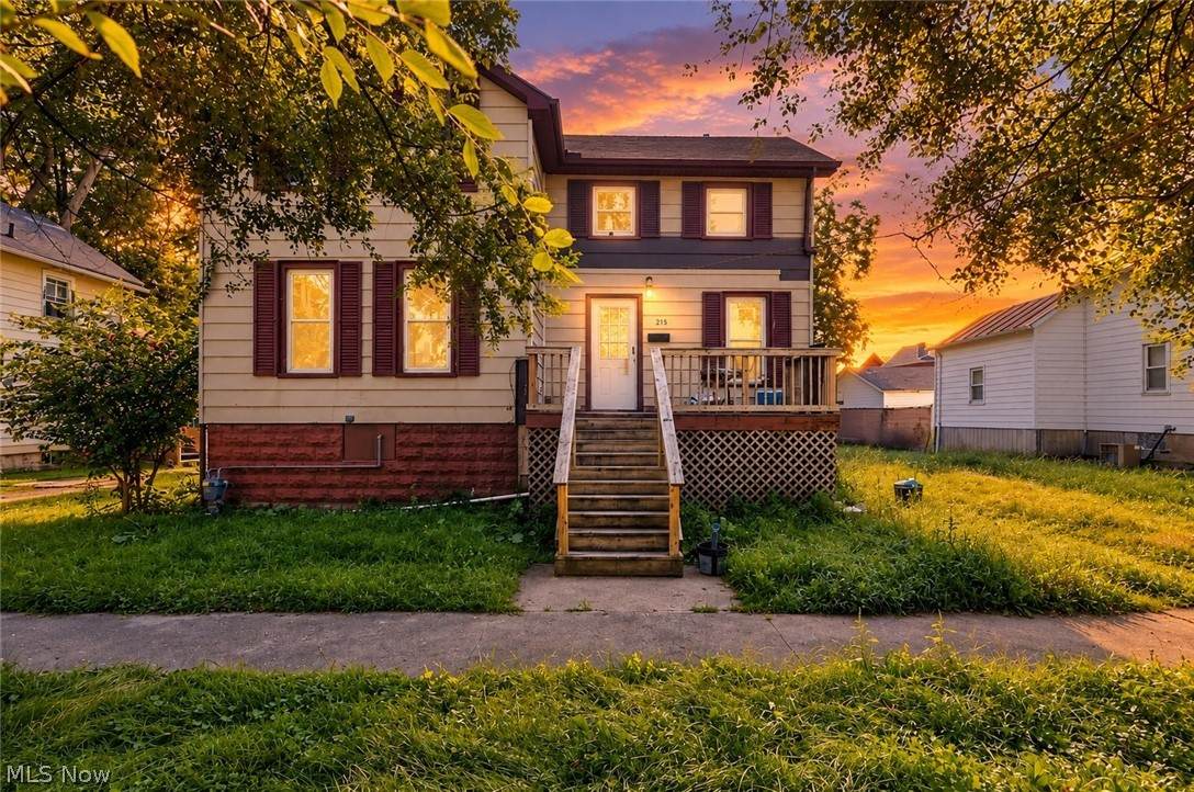 215 Sandusky Avenue - Photo 1