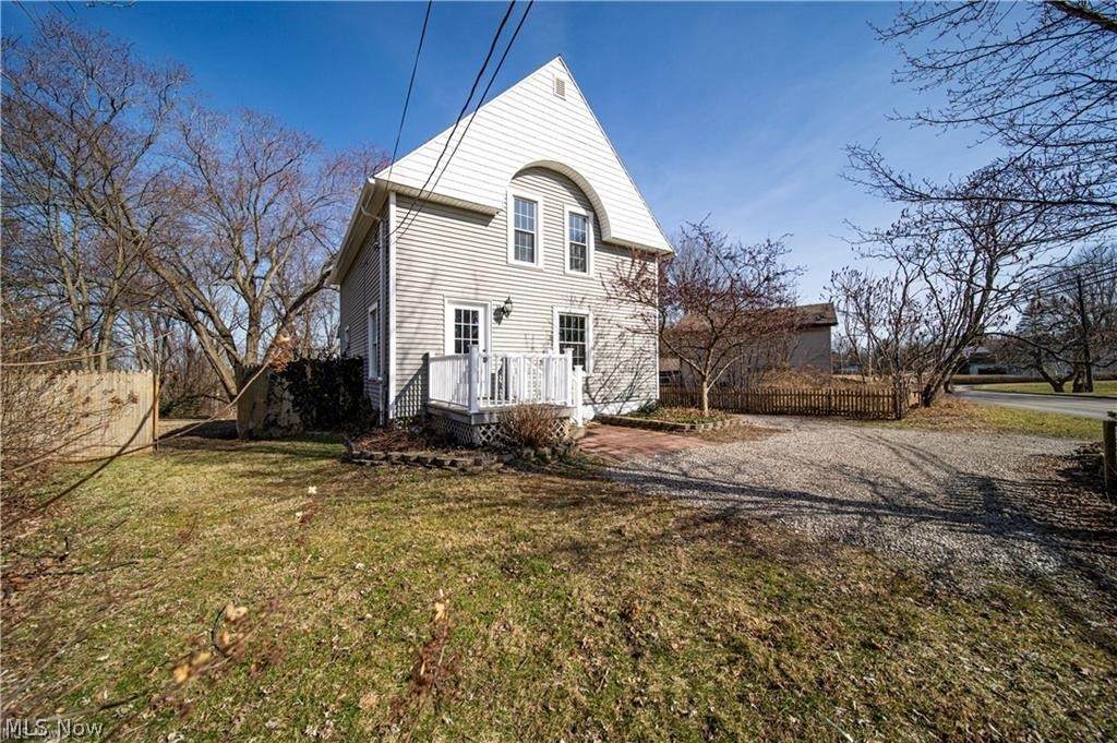 2785 Center Street - Photo 1