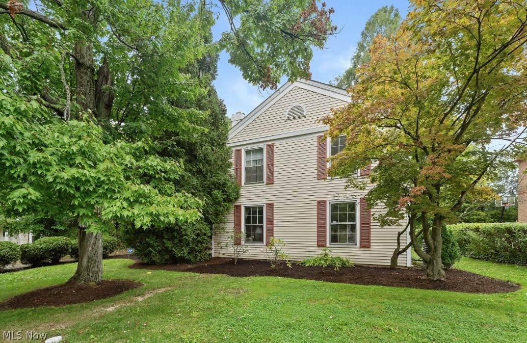 18219 Van Aken Boulevard - Photo 1