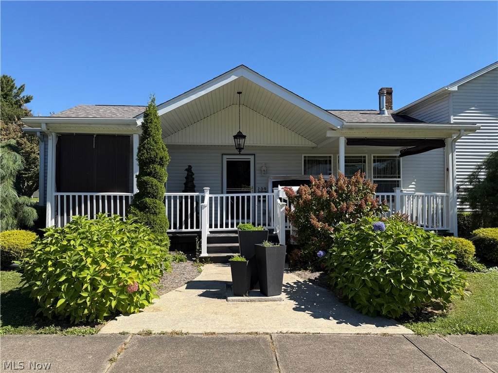239 Oak Street - Photo 1