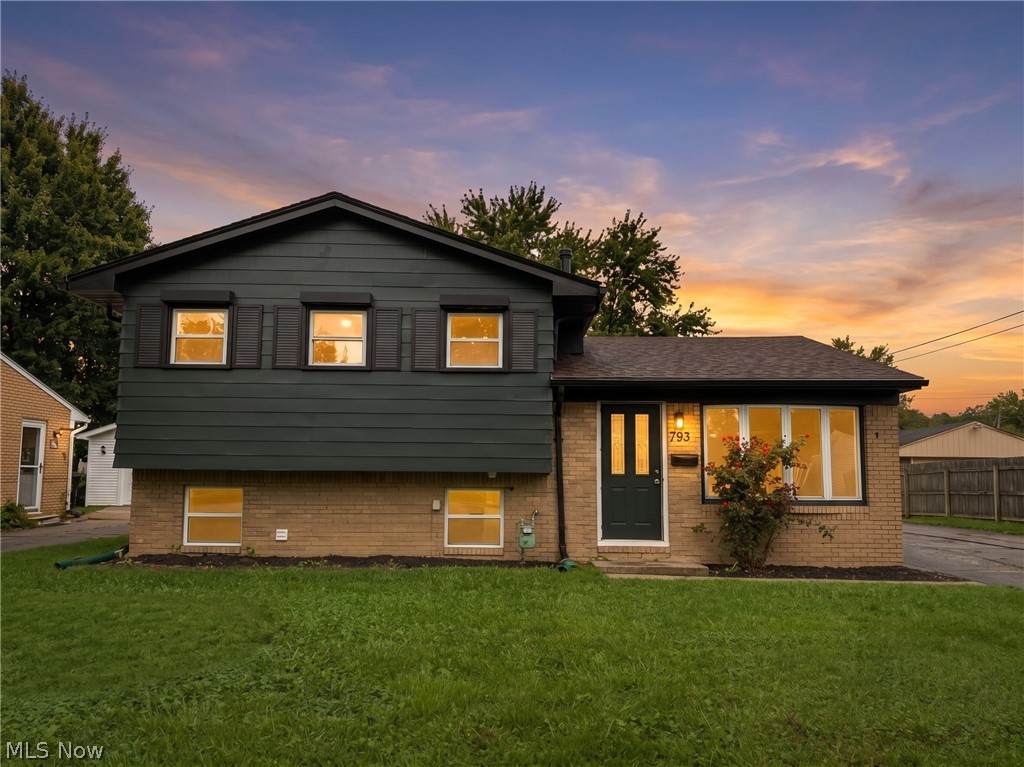 793 Georgetown Avenue - Photo 1