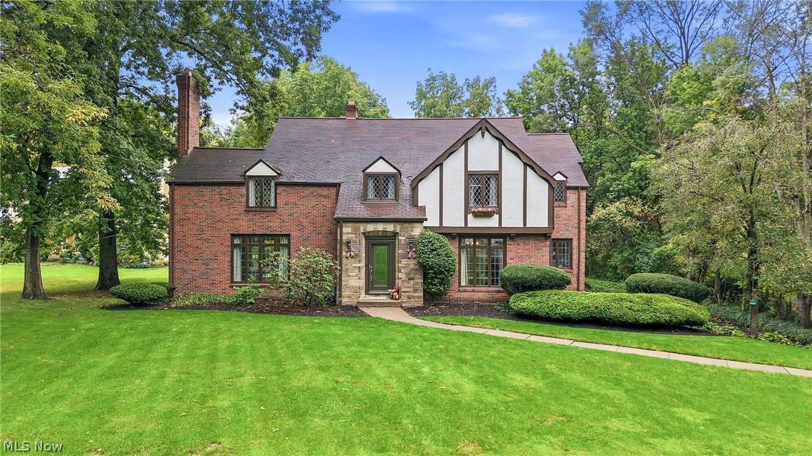 1000 Colonial Drive - Photo 1