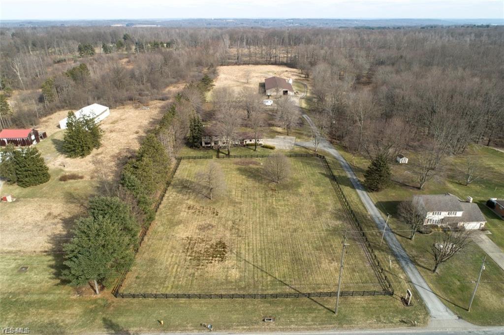 1061 Sodom Hutchings Road - Photo 1