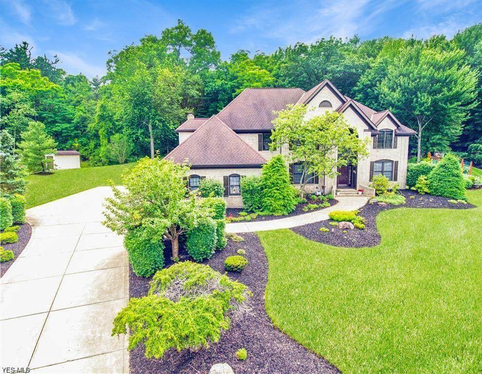 7231 Forestwood Drive - Photo 1