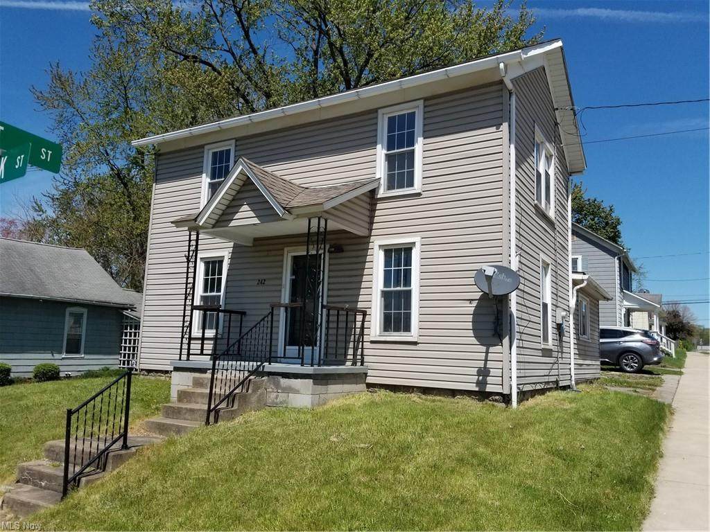 242 Clark Street - Photo 1
