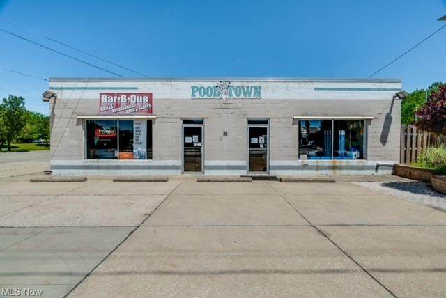 51 Southeast Avenue - Photo 1