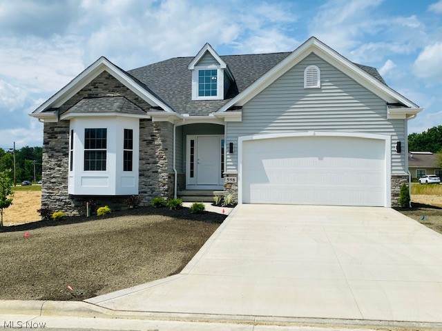 598 Iris Place - Photo 1