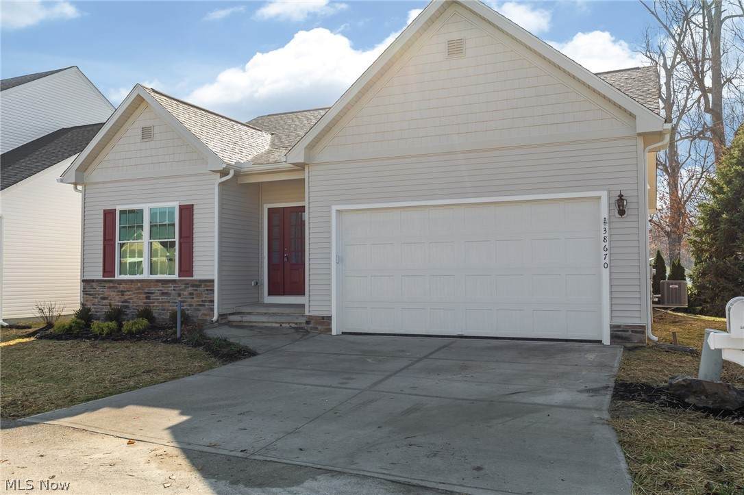 38670 Congressional Lane - Photo 1
