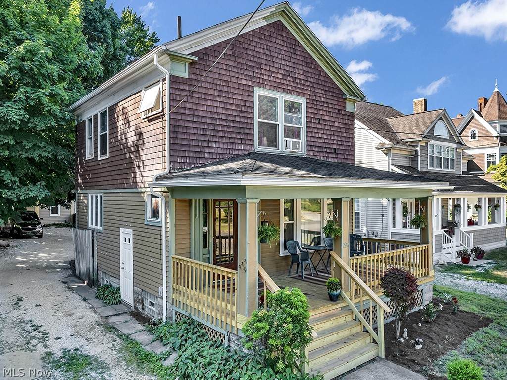 299 Mentor Avenue - Photo 1