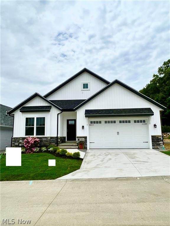 7896 Fox Hunter Ln - Photo 1