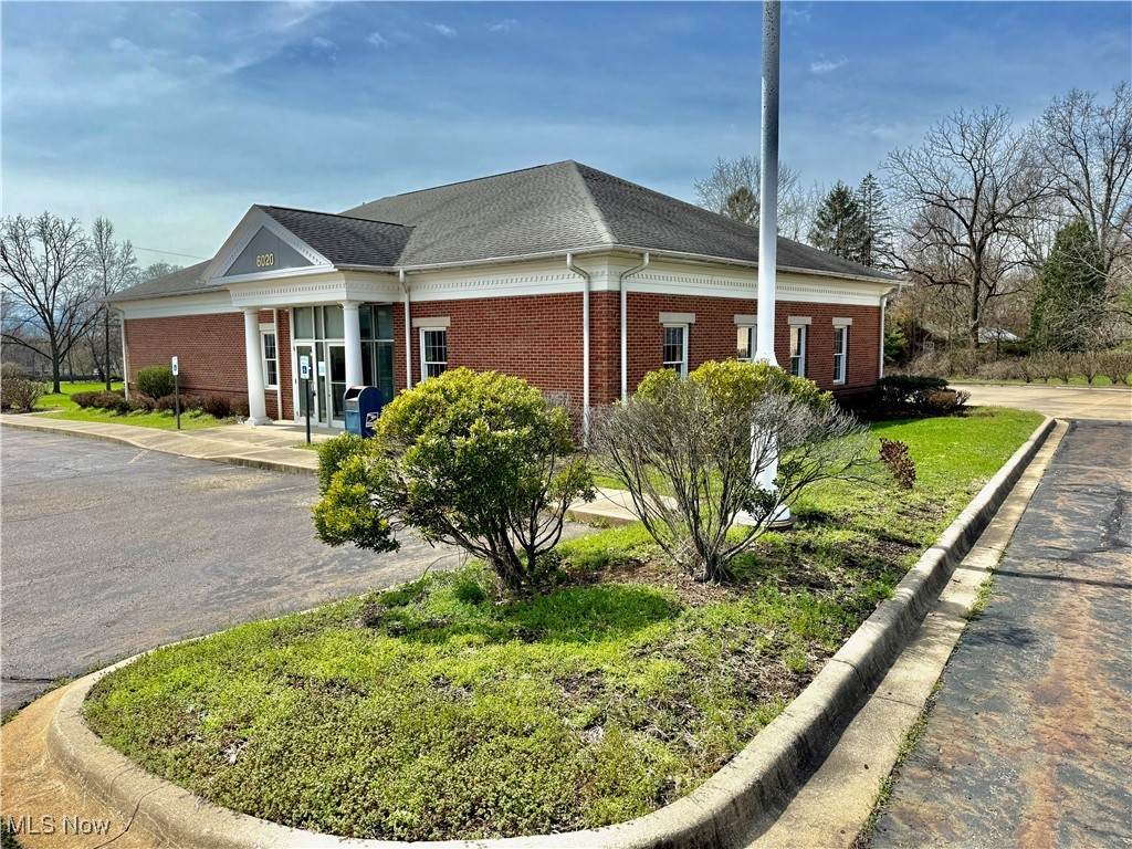 6020 Manchester Road - Photo 1