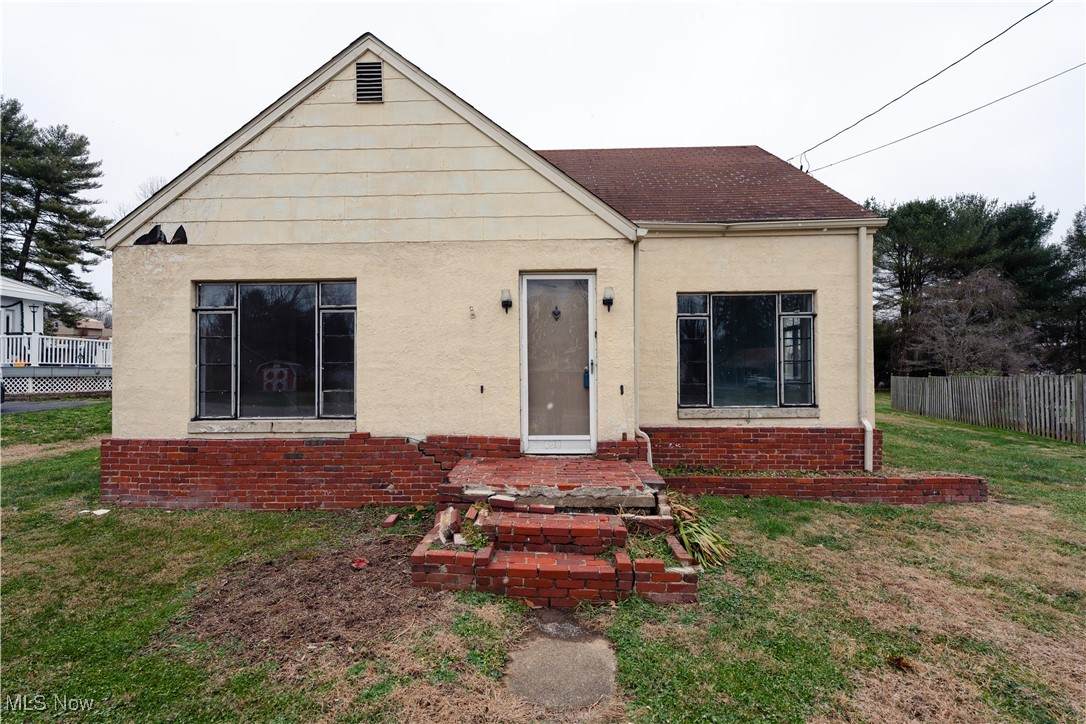 102 Woodrow Street - Photo 1