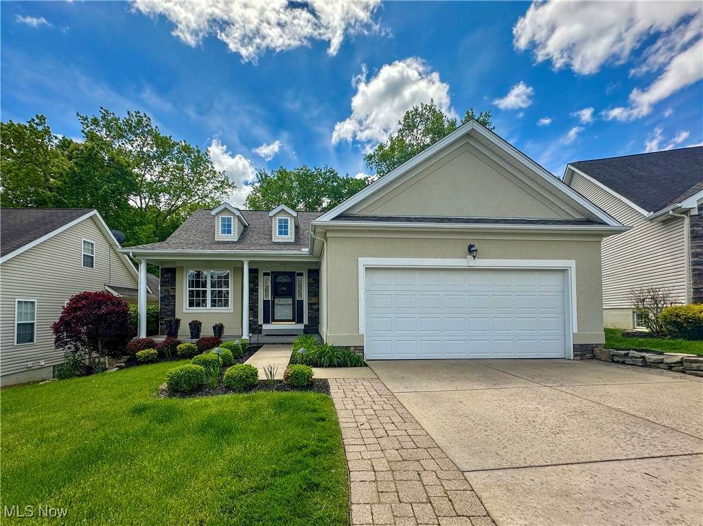 6836 Twin Oaks Court - Photo 1