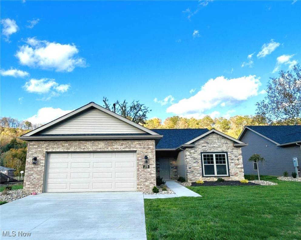 279 Haley Circle - Photo 1