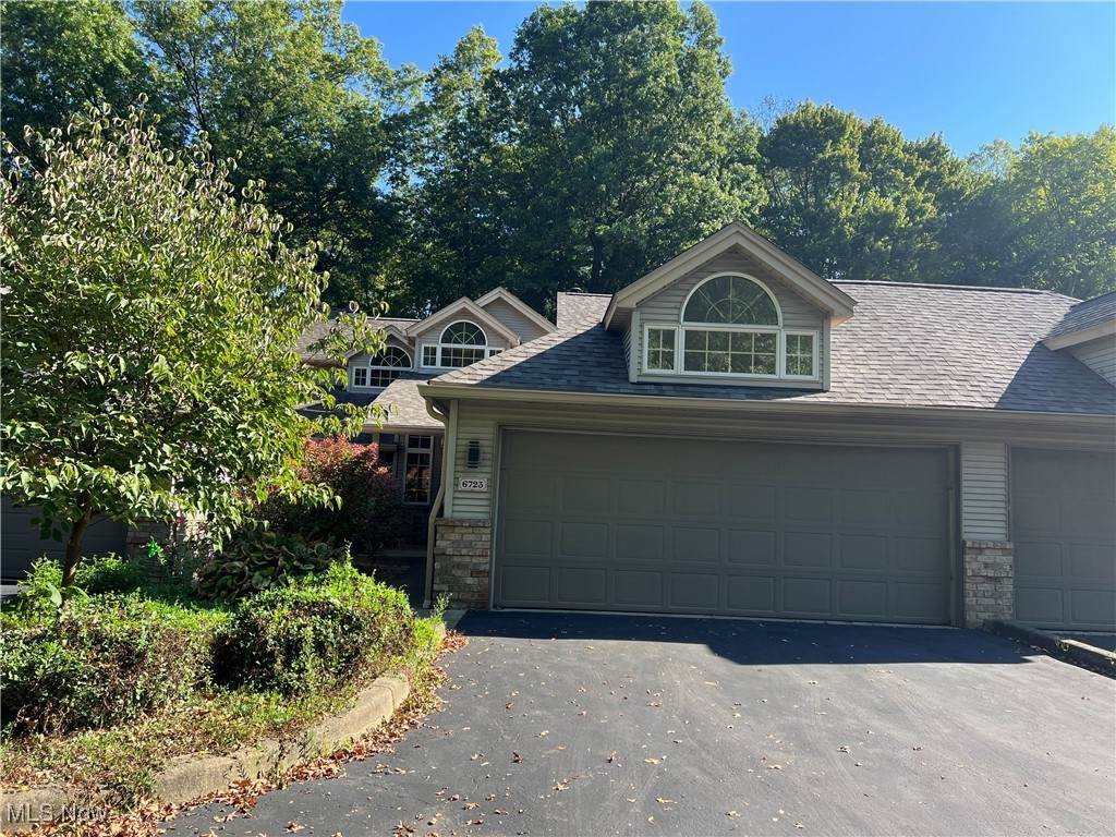 6723 Lockwood Boulevard - Photo 1