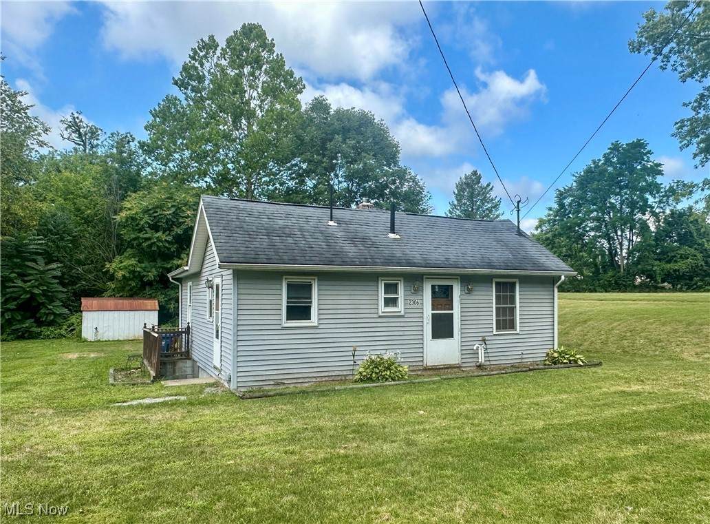 2306 Glenwood Avenue - Photo 1