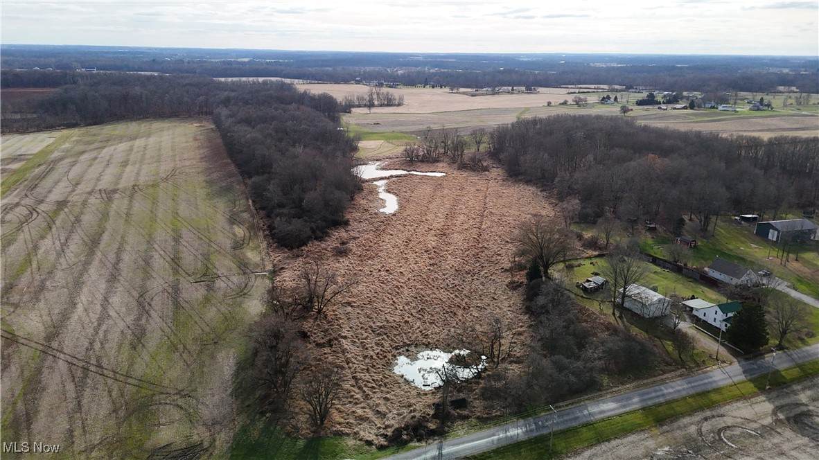  Jones Road - Photo 1