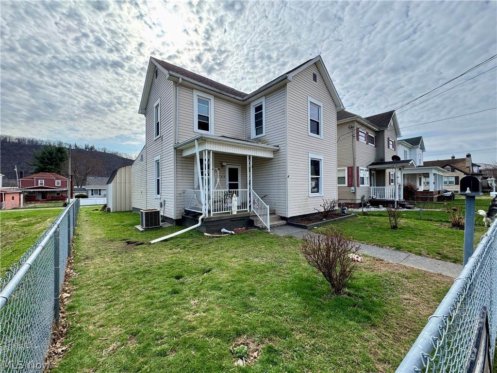 3616 Lincoln Avenue - Photo 1