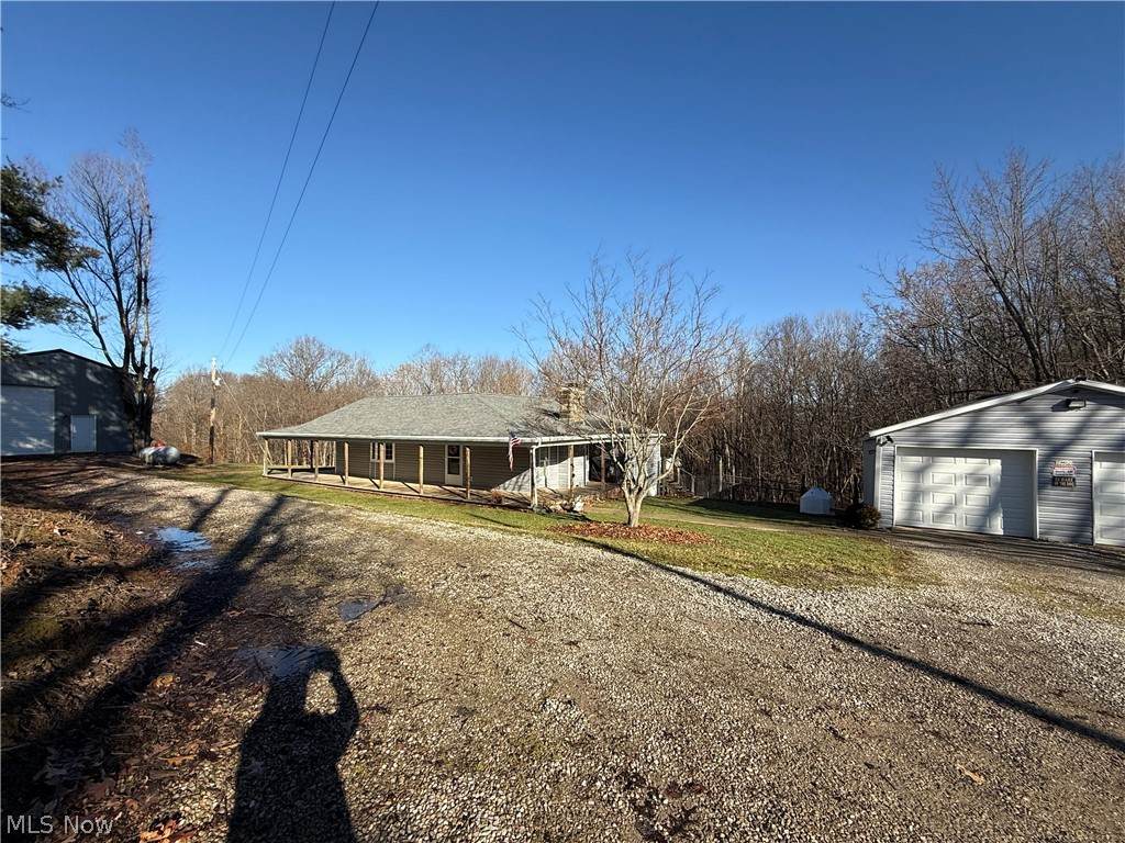 2985 Township Road 362 - Photo 1