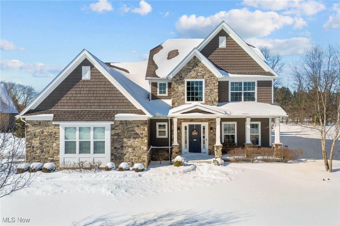 6240 Highland Green Drive - Photo 1