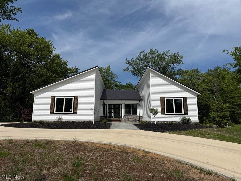 3940 Ellendale Road - Photo 1