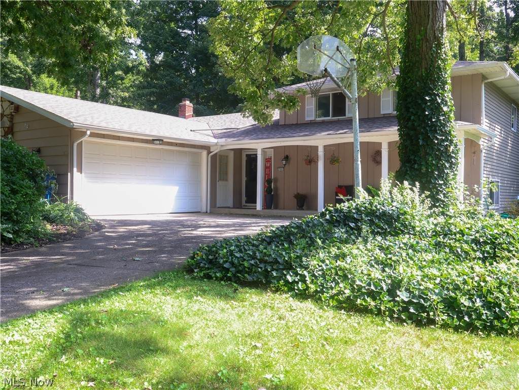 27561 Linwood Circle - Photo 1