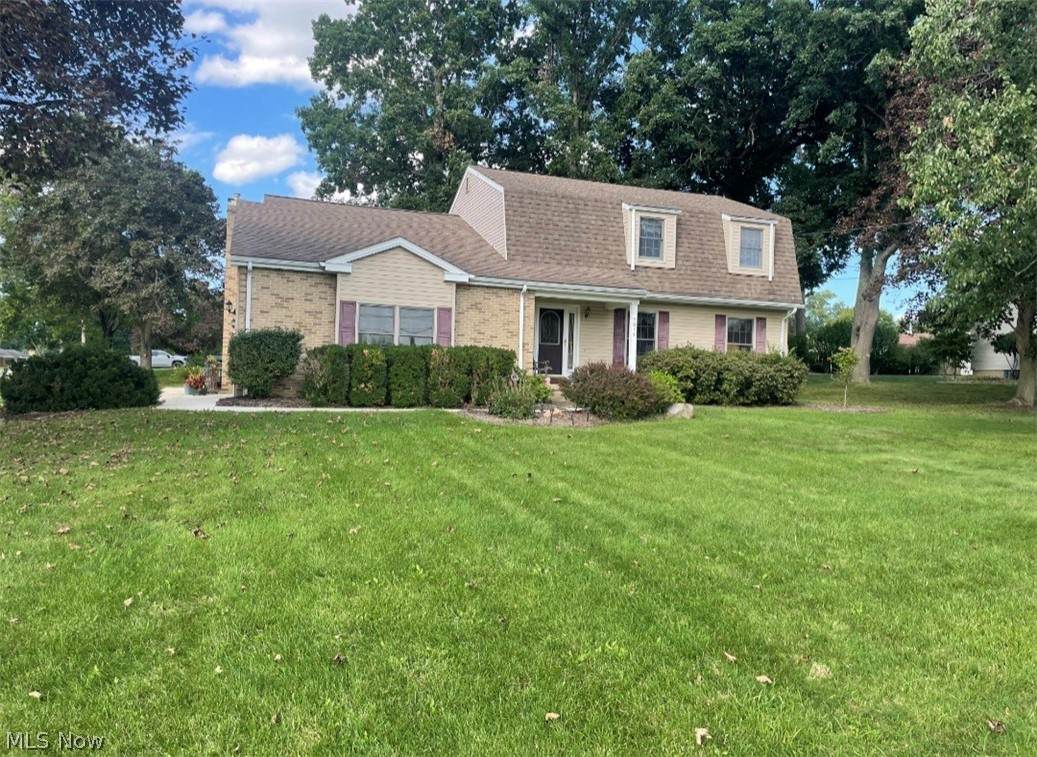 7814 Indian Trail - Photo 1