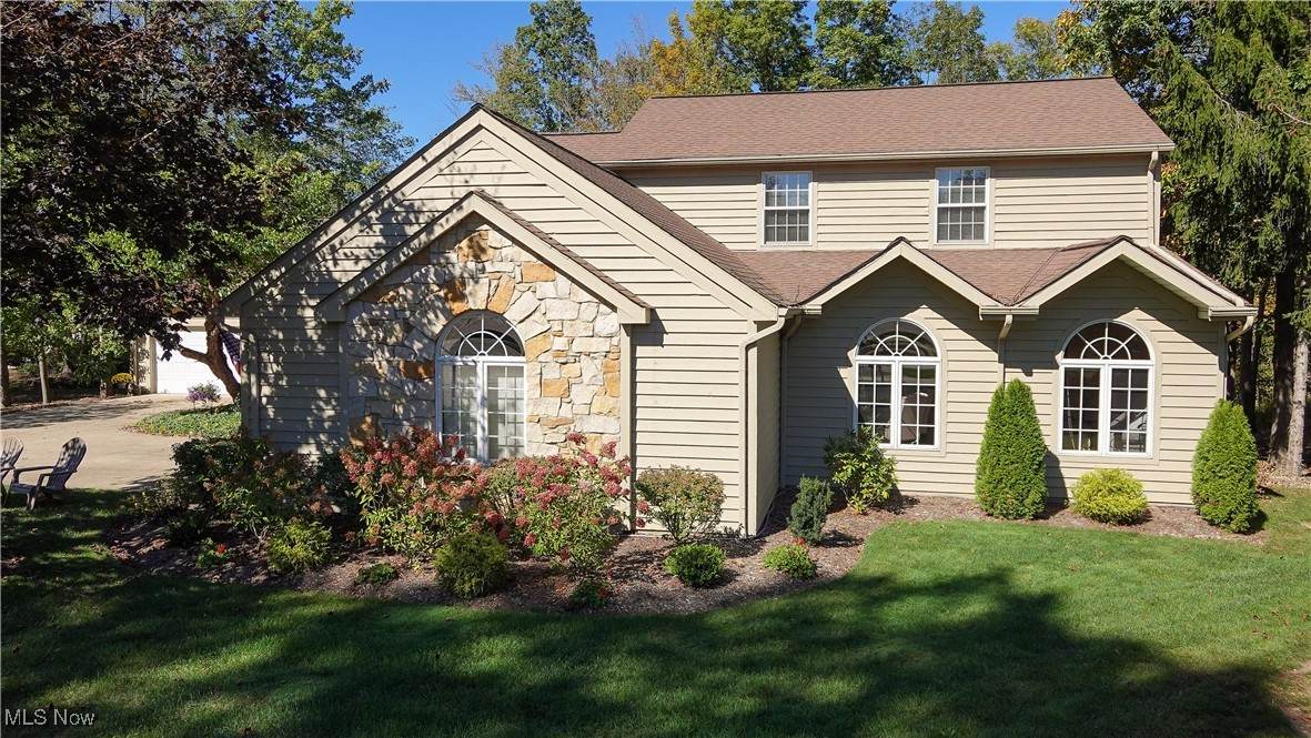 159 Royal Oak Drive - Photo 1