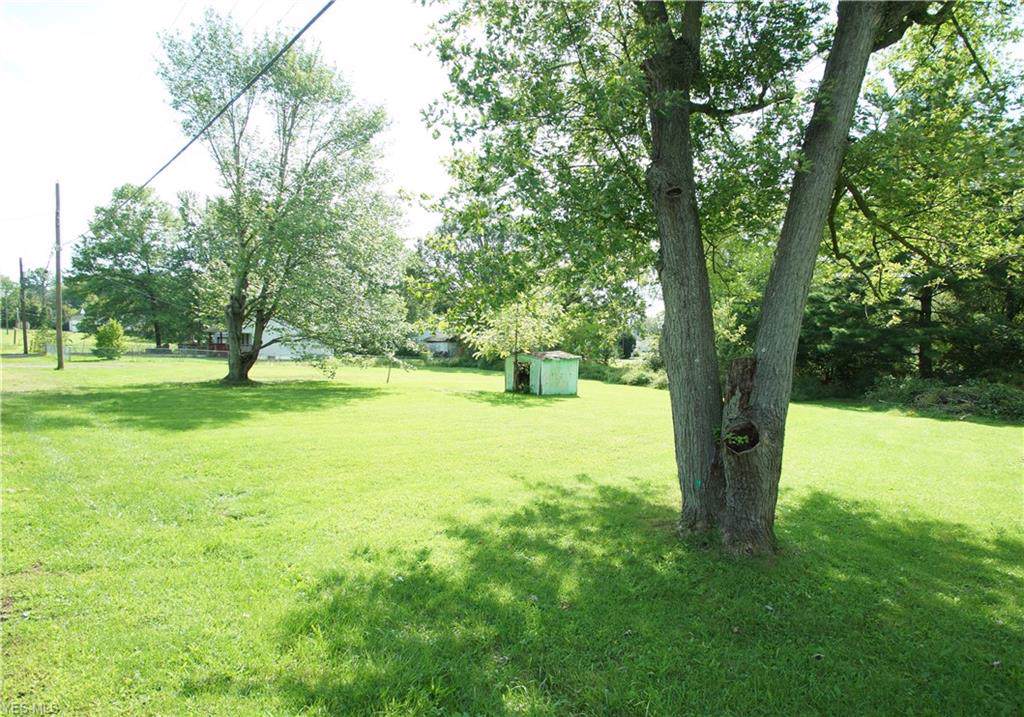 Baumford Avenue - Photo 1