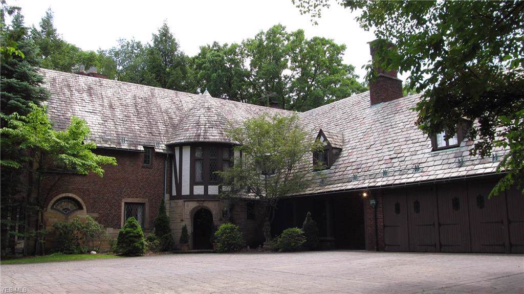 6748 Brecksville Road - Photo 1