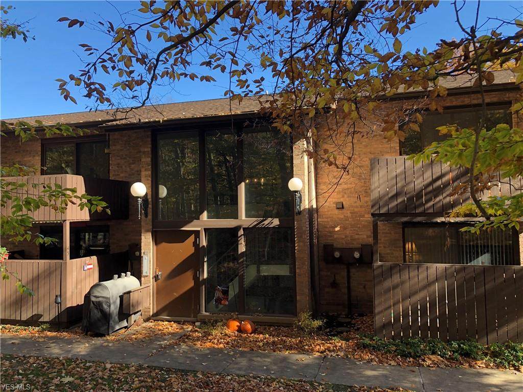 6850 Carriage Hill Drive - Photo 1