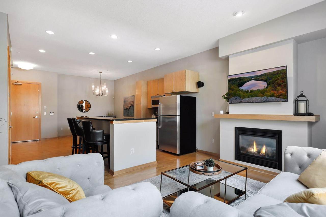 3640 Wooddale Avenue - Photo 1