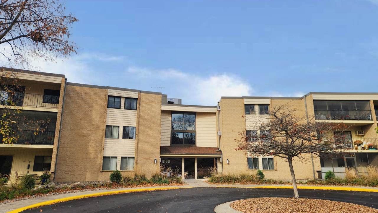 11160 Anderson Lakes Parkway - Photo 1