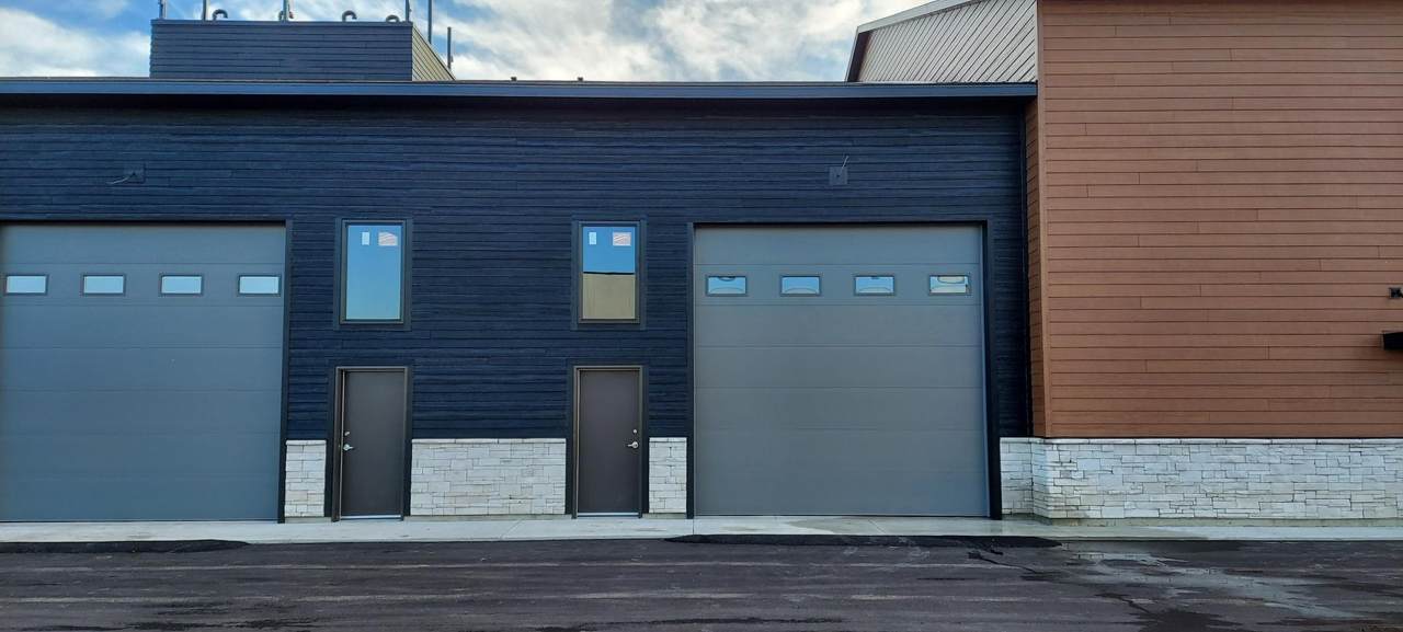 940 Mckinley Parkway - Photo 1