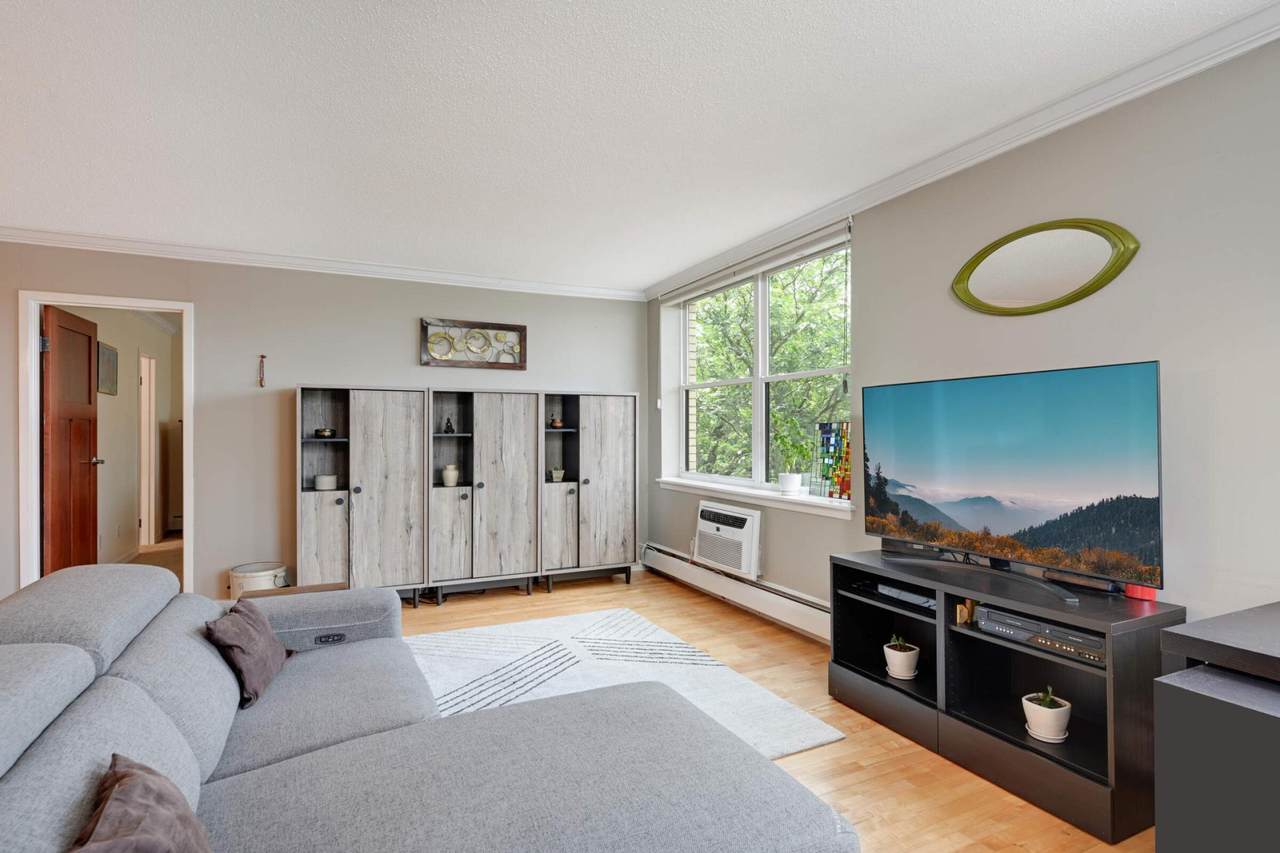 3150 Excelsior Boulevard - Photo 1