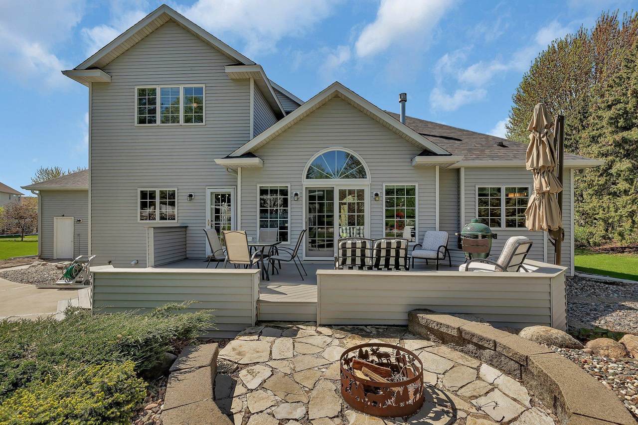 1609 26th Street - Photo 1
