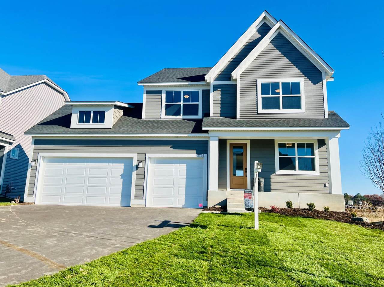 2732 Kensington Avenue - Photo 1