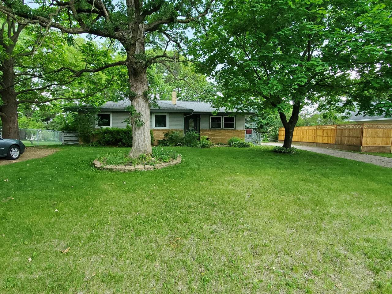 431 Griffey Street - Photo 1