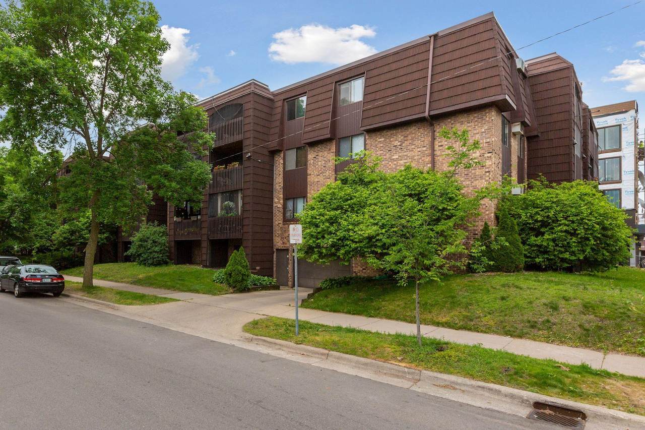 2610 Garfield Avenue - Photo 1